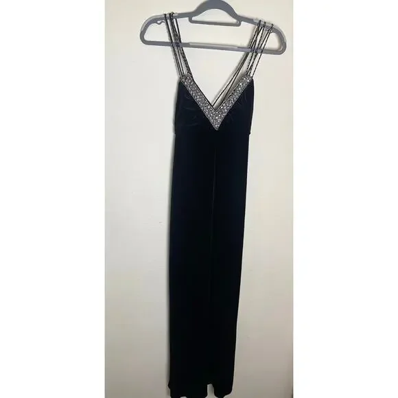 dave and johnny black beaded dress FITTED JERSEY DRESS WITH BACK BOW DETAIL – Dave & Johnny